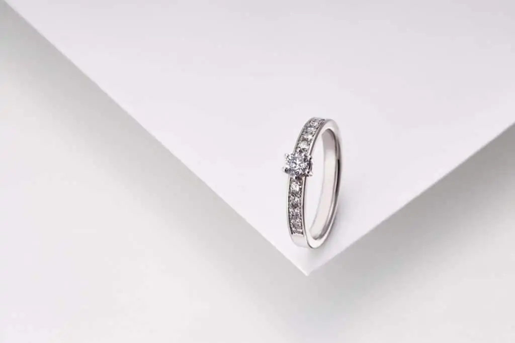 Verlobungsring_Diamanten_Weißgold